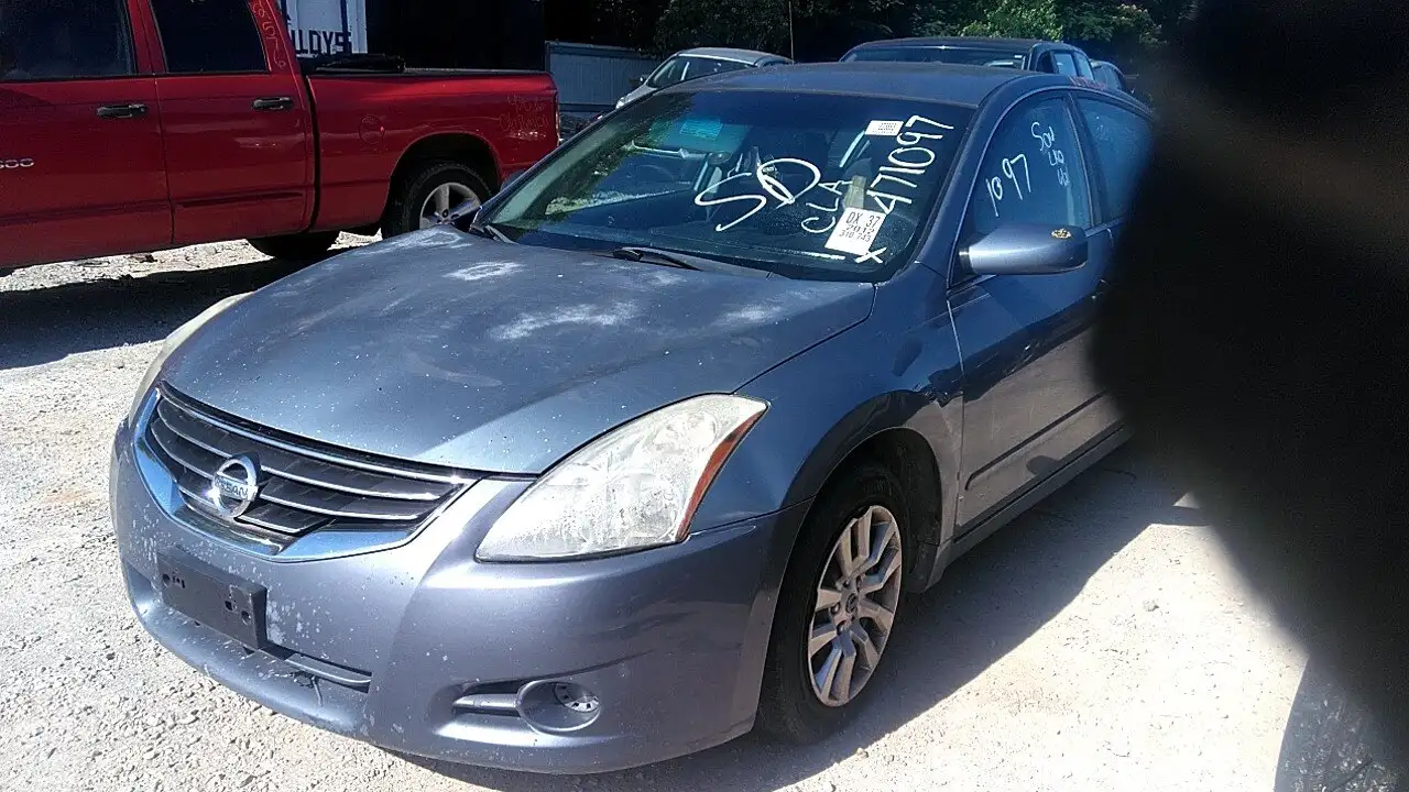 Photo of 2012 Nissan Altima