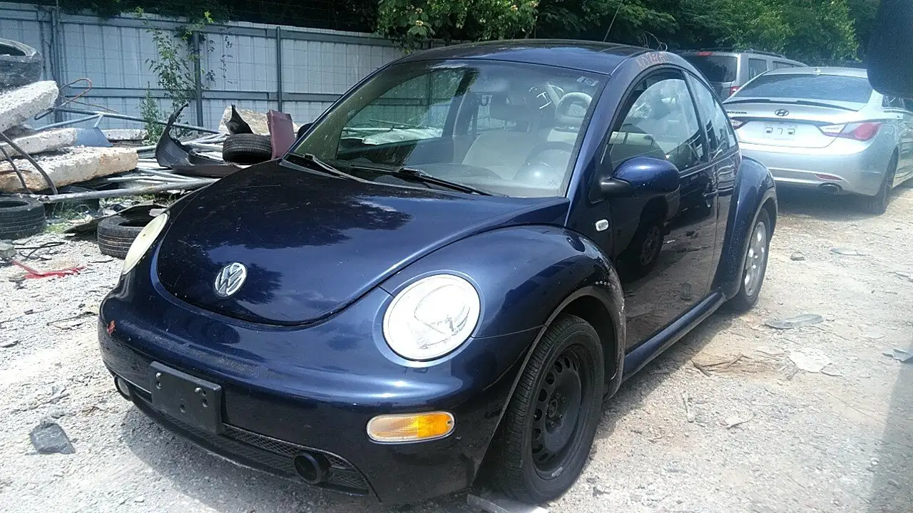 Photo of 2002 Volkswagen Beetle