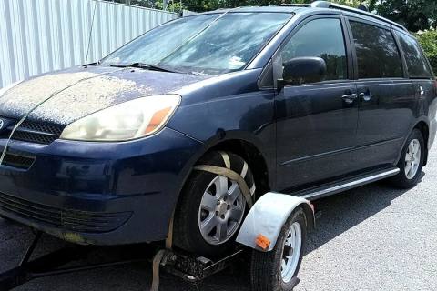Photo of 2004 Toyota Sienna