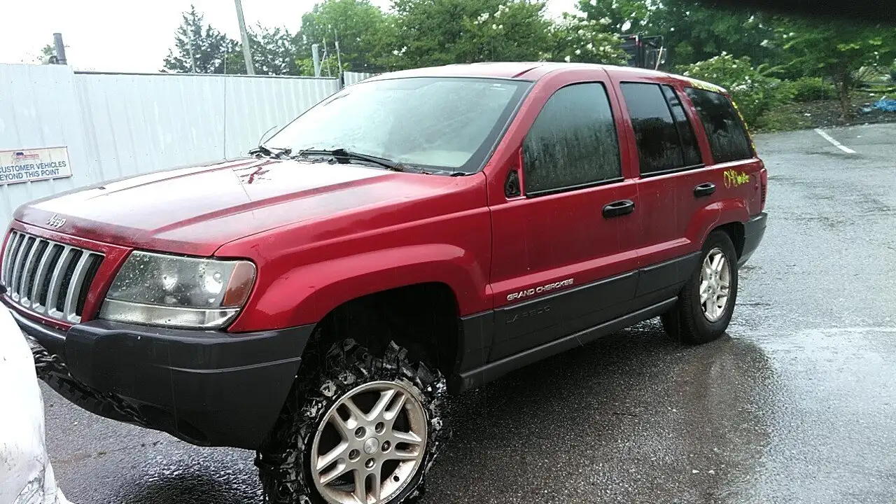 Photo of 2004 Jeep Grand Cherokee