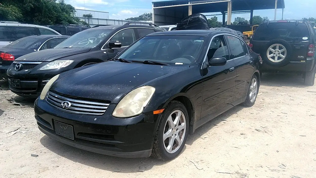 Photo of 2004 Infiniti G35