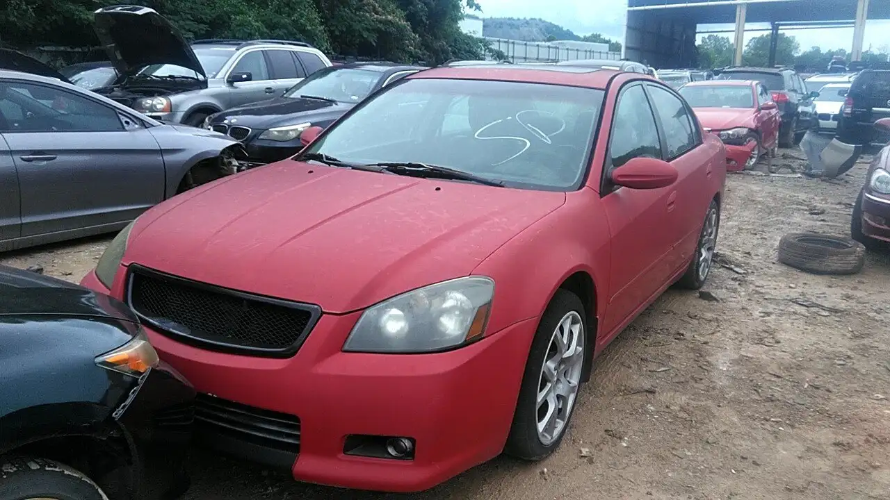 Photo of 2005 Nissan Altima