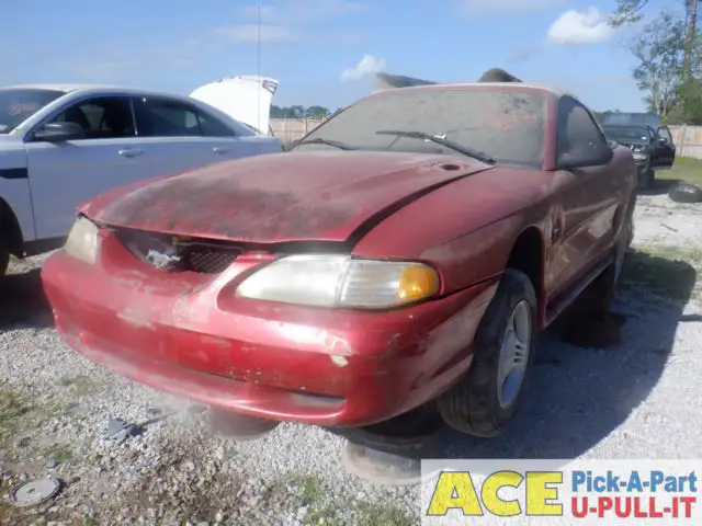 Photo of 1996 Ford Mustang