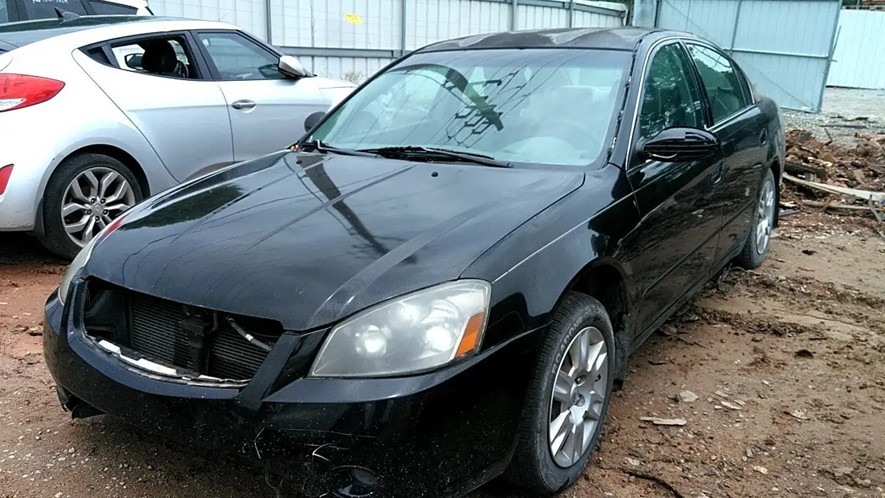 Photo of 2005 Nissan Altima