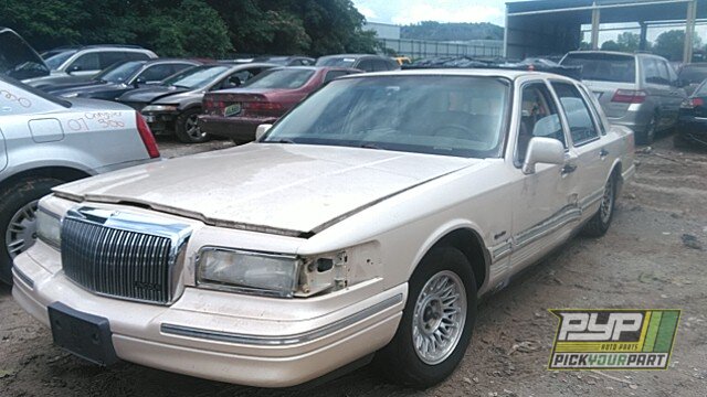 Photo of 1997 Lincoln Town Car