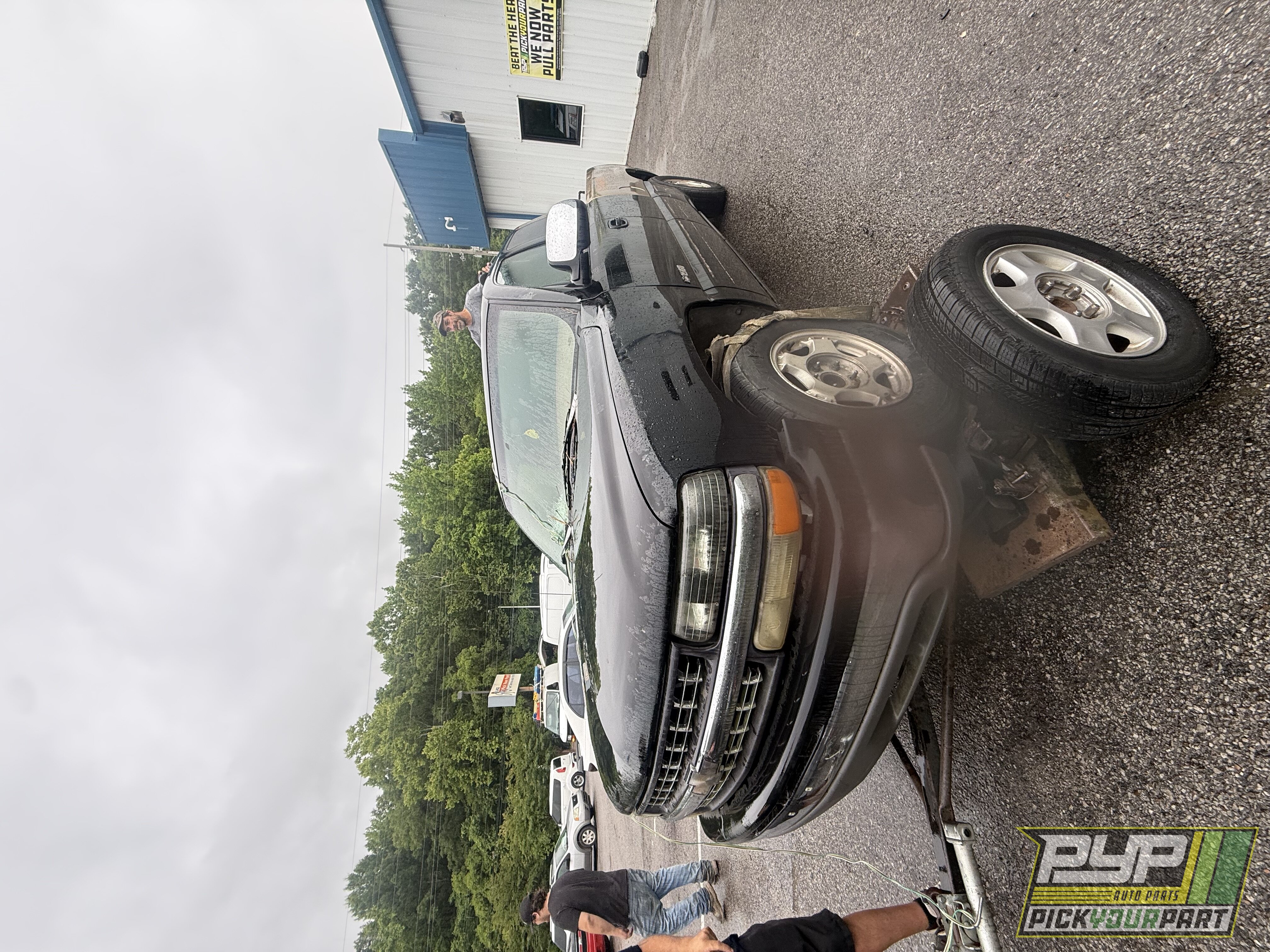 Photo of 2000 Chevrolet Silverado 1500