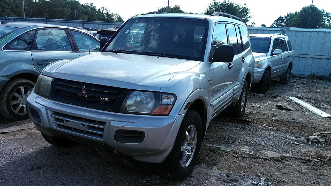 Photo of 2001 Mitsubishi Montero