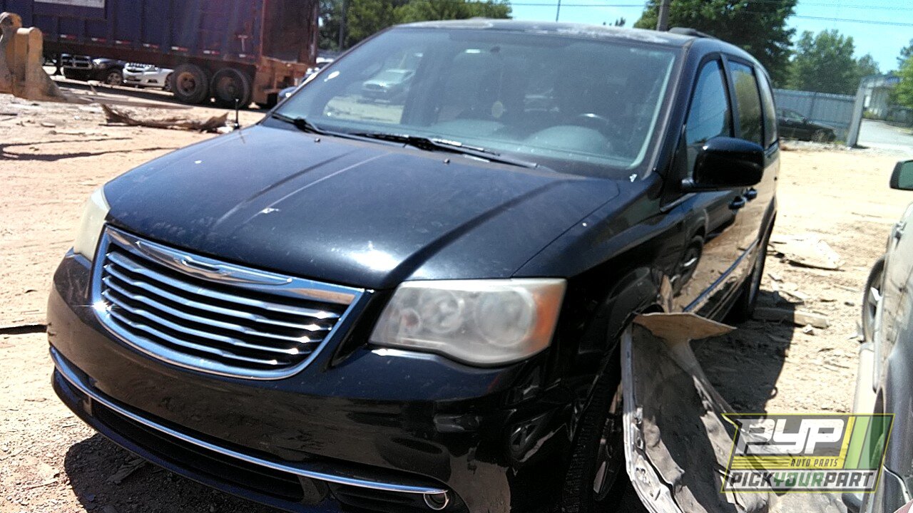 Photo of 2011 Chrysler Town & Country