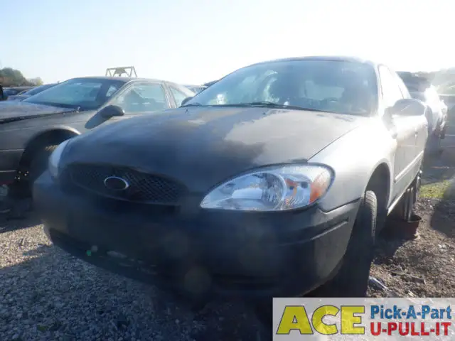 Photo of 2005 Ford Taurus