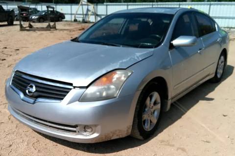 Photo of 2009 Nissan Altima