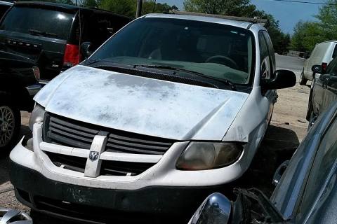 Photo of 2005 Dodge Caravan