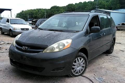 Photo of 2006 Toyota Sienna