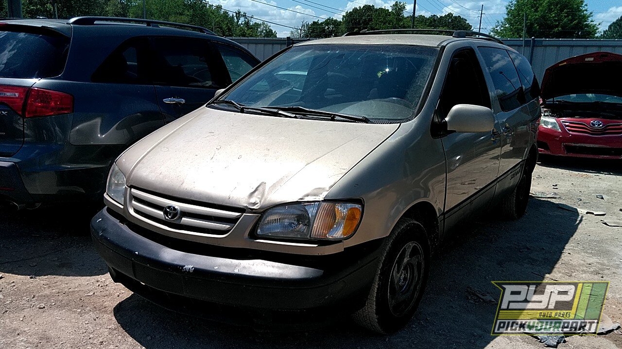 Photo of 2001 Toyota Sienna