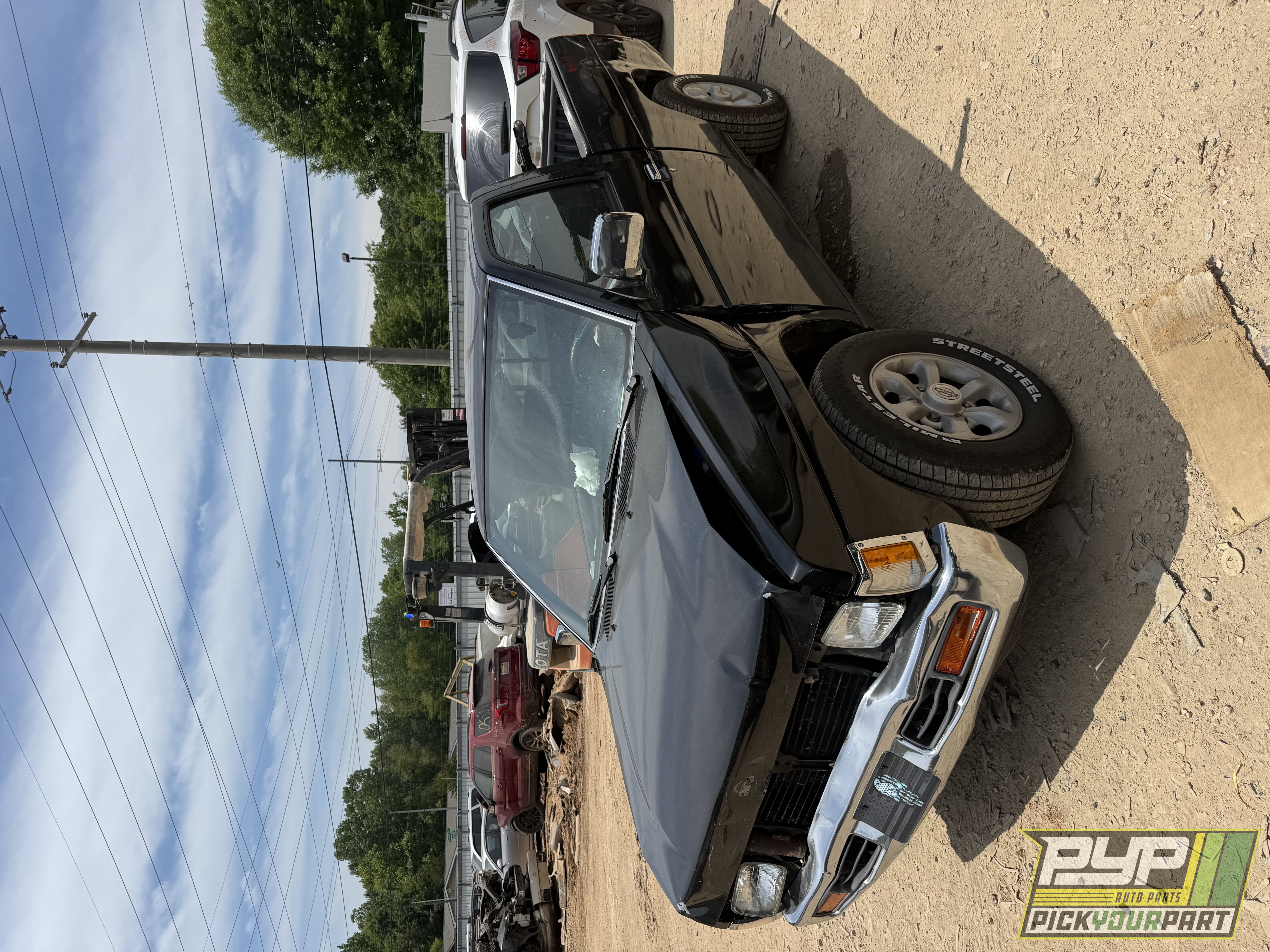 Photo of 1997 Nissan Pickup