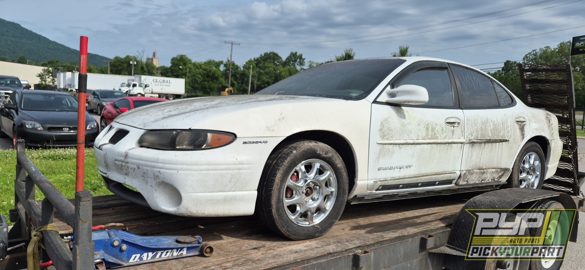 Photo of 1997 Pontiac Grand Prix