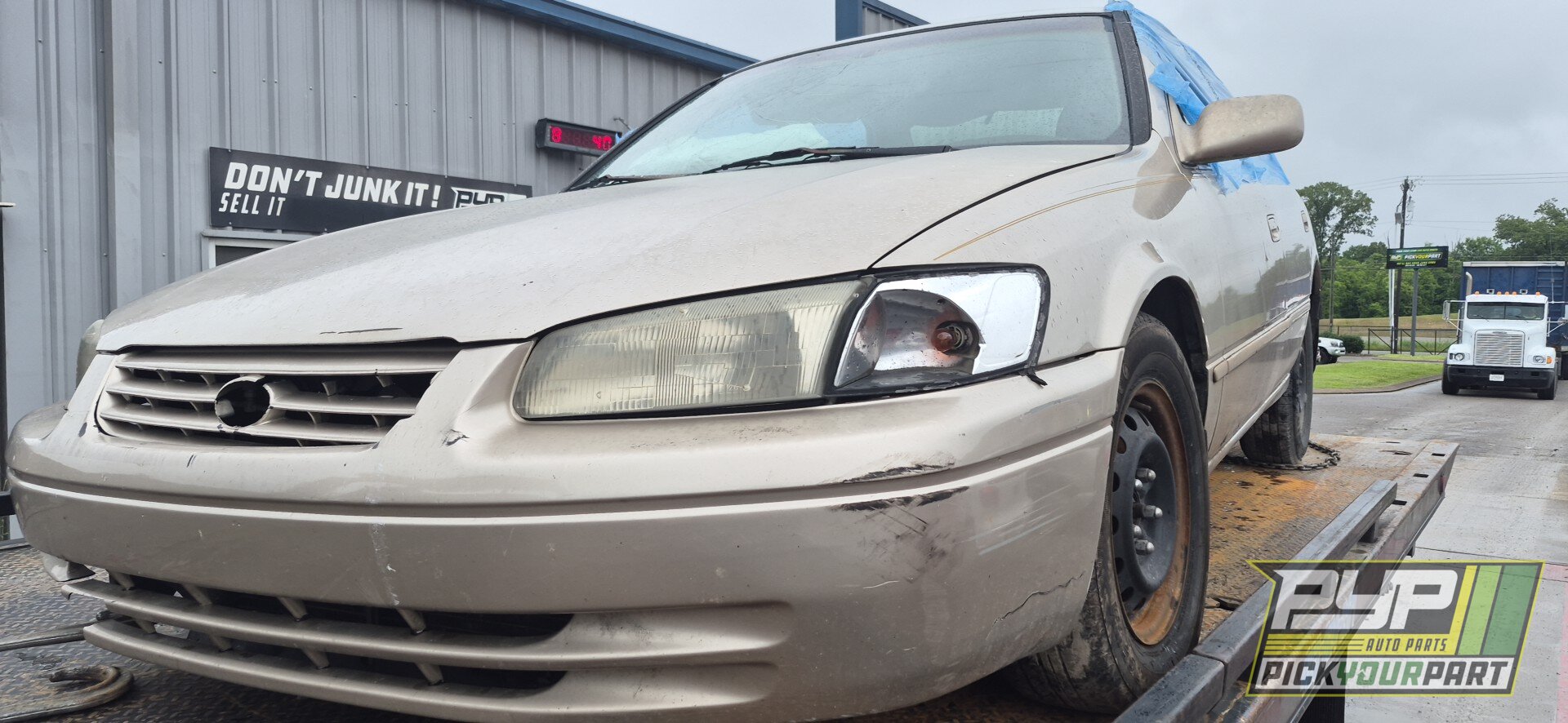 Photo of 1997 Toyota Camry