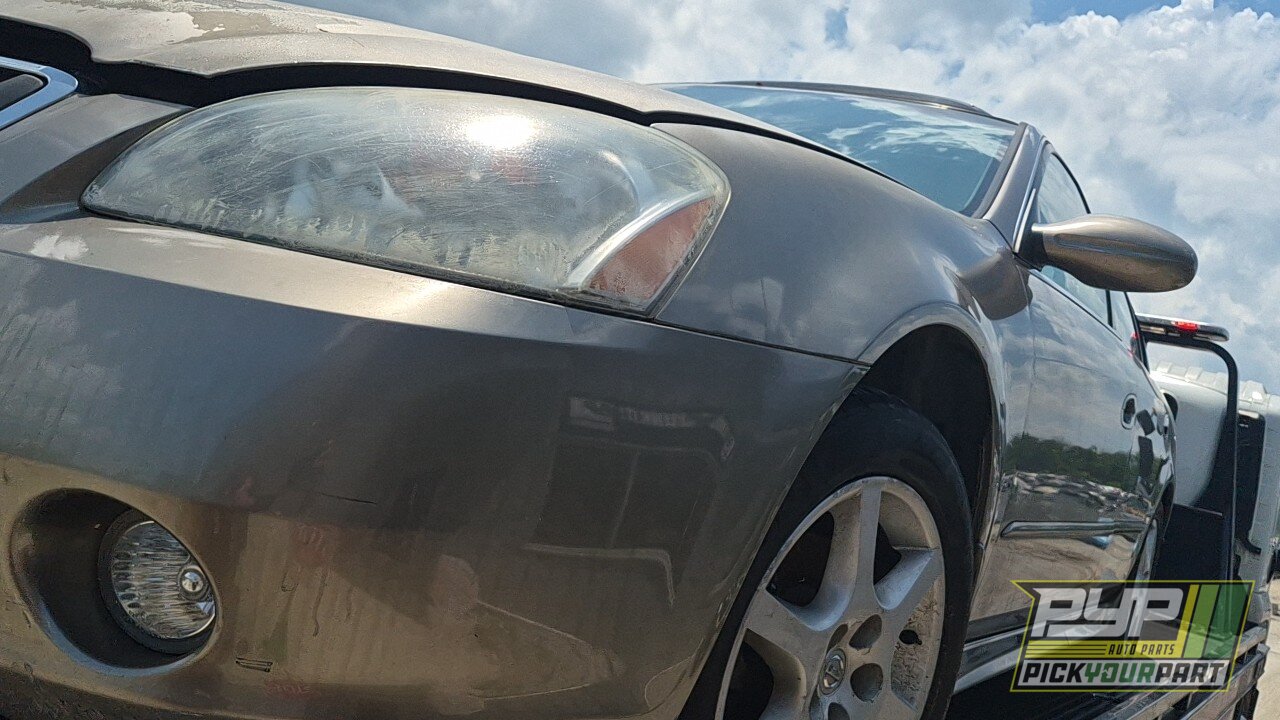 Photo of 2004 Nissan Altima