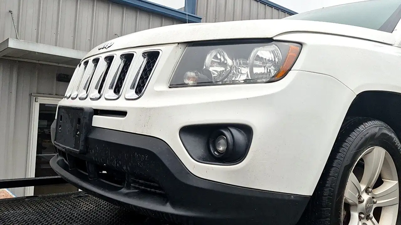Photo of 2016 Jeep Compass