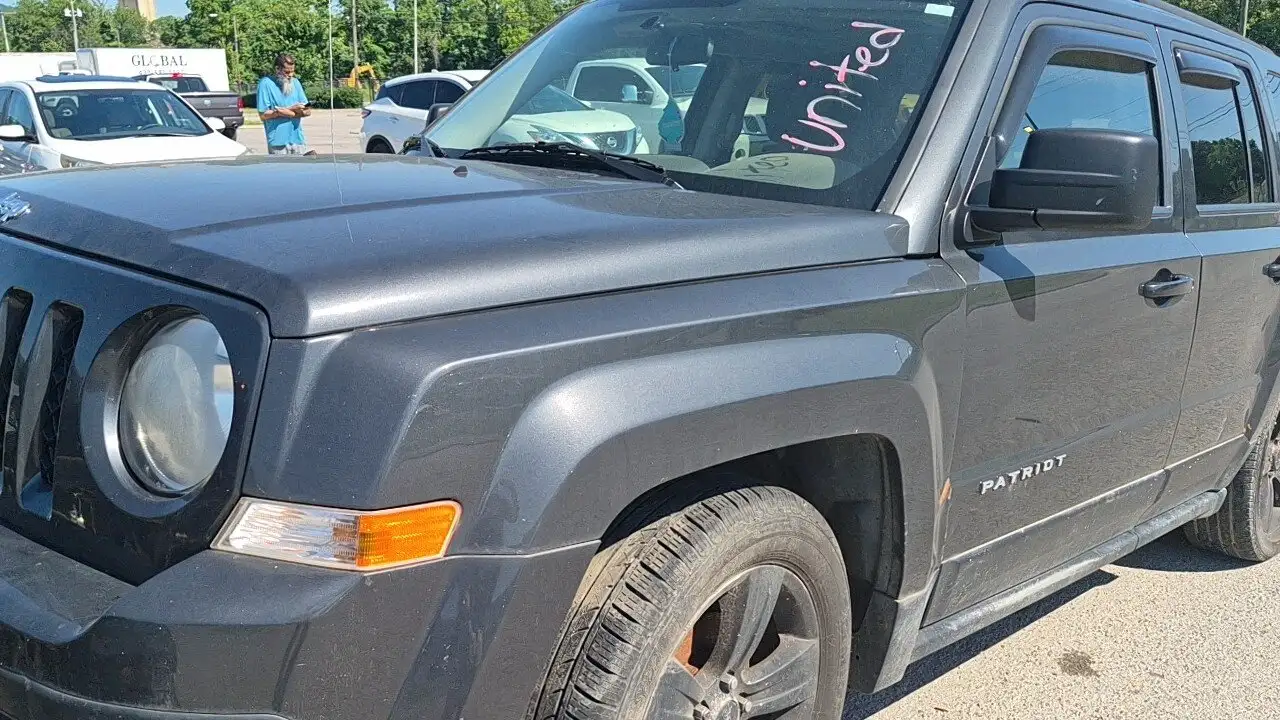 Photo of 2011 Jeep Patriot