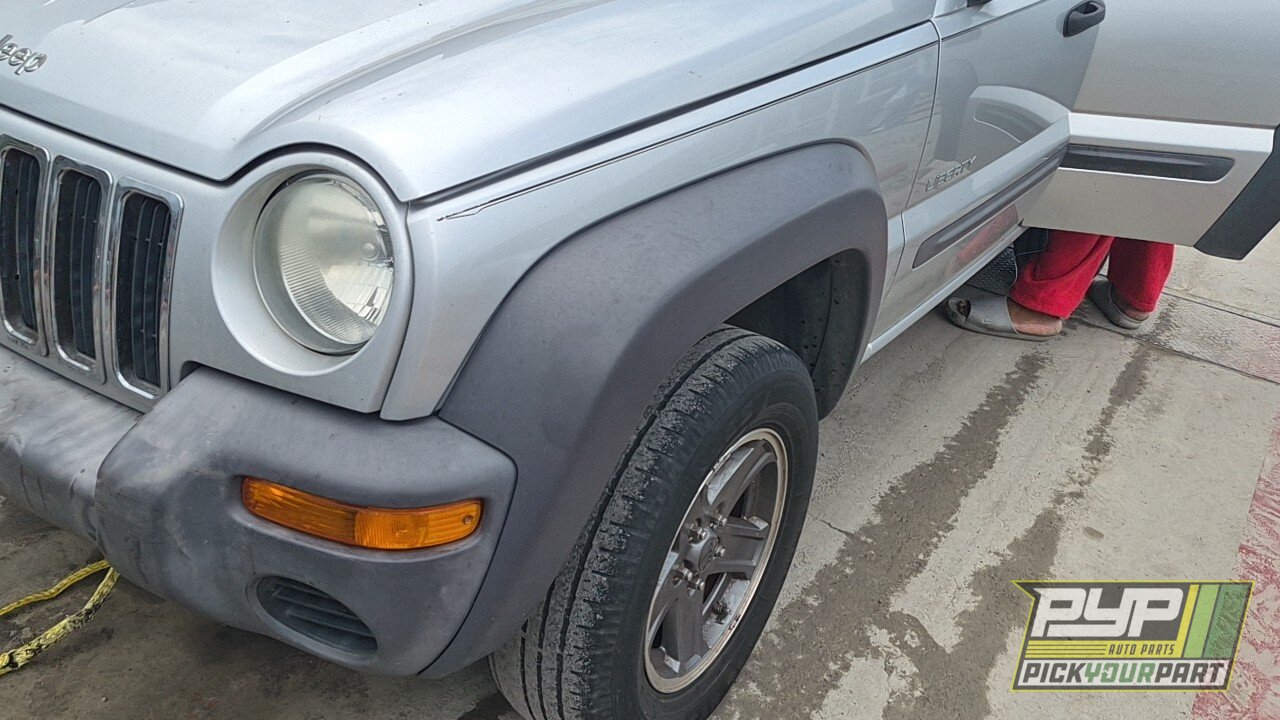 Photo of 2004 Jeep Liberty