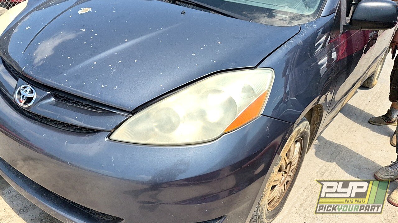 Photo of 2006 Toyota Sienna