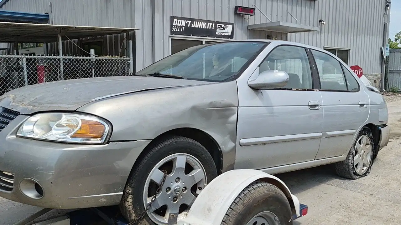 Photo of 2006 Nissan Sentra