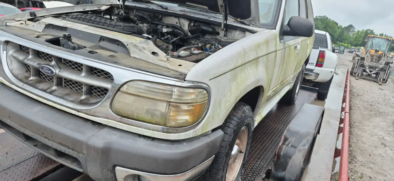 Photo of 1999 Ford Explorer