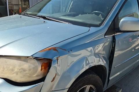 Photo of 2010 Chrysler Town & Country