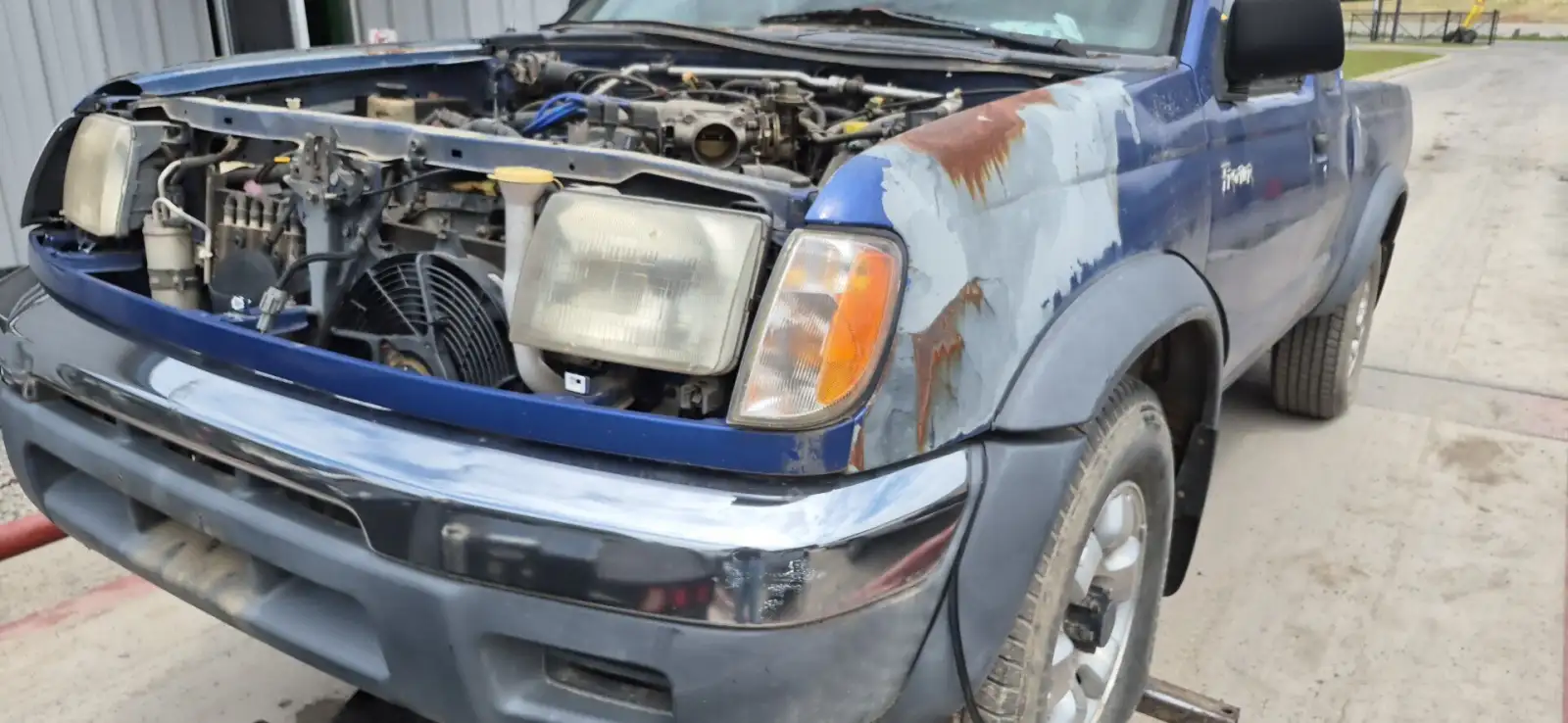 Photo of 1999 Nissan Frontier