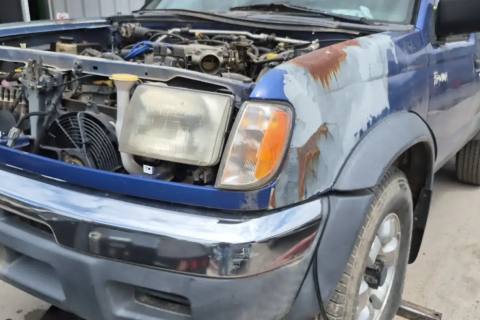 Photo of 1999 Nissan Frontier
