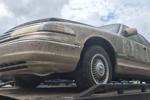 Photo of 1997 Ford Crown Victoria