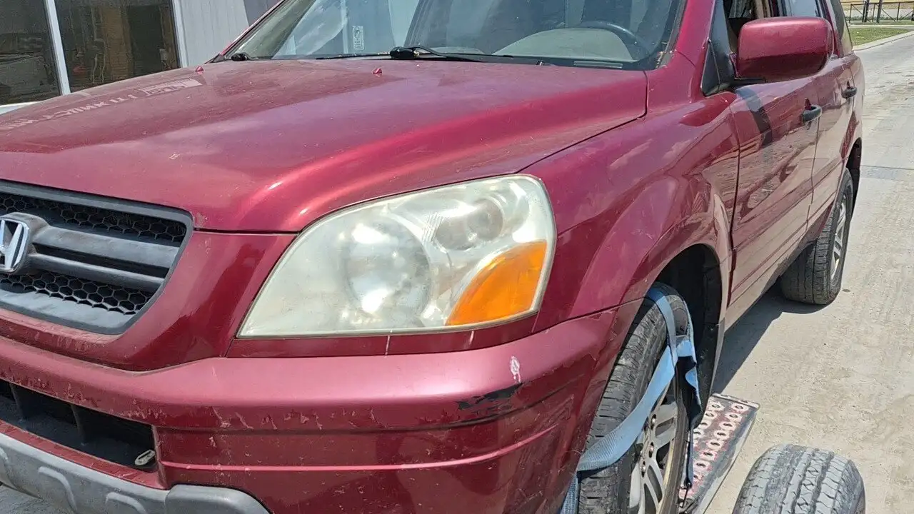 Photo of 2004 Honda Pilot