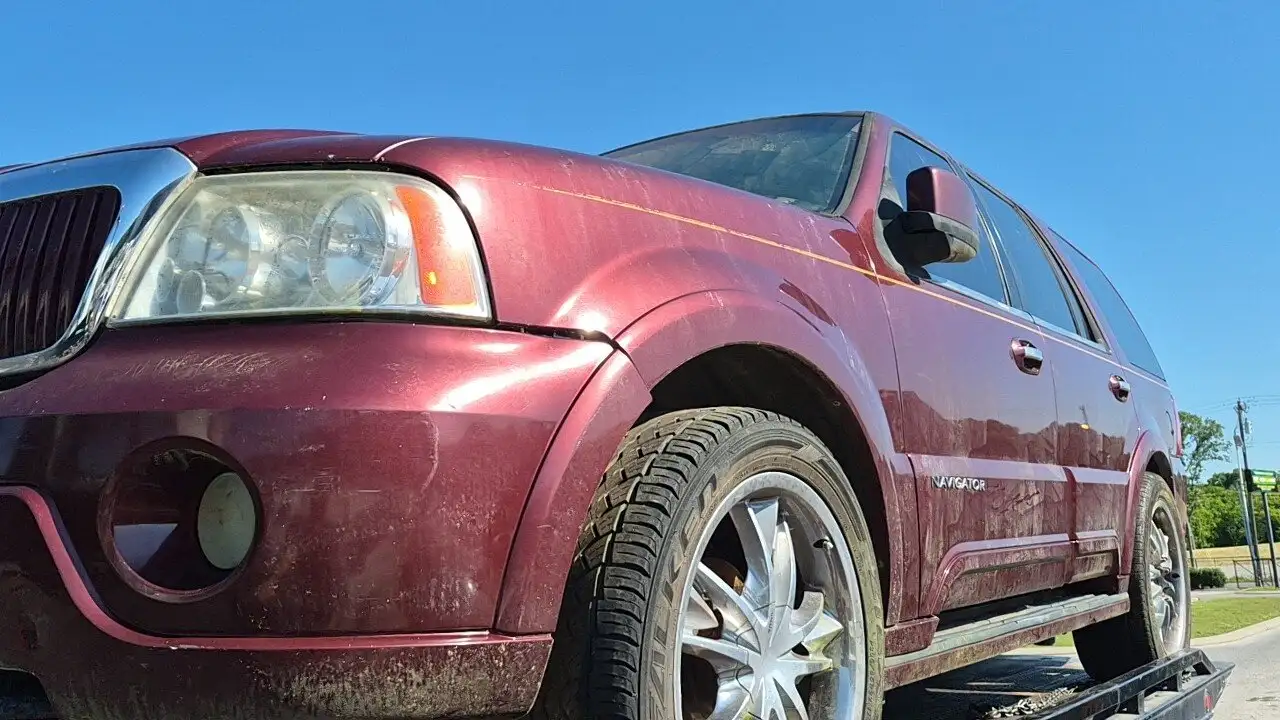Photo of 2003 Lincoln Navigator