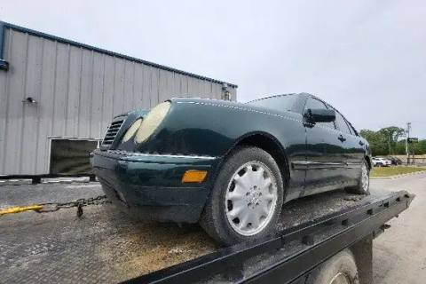 Photo of 1997 Mercedes-Benz E320