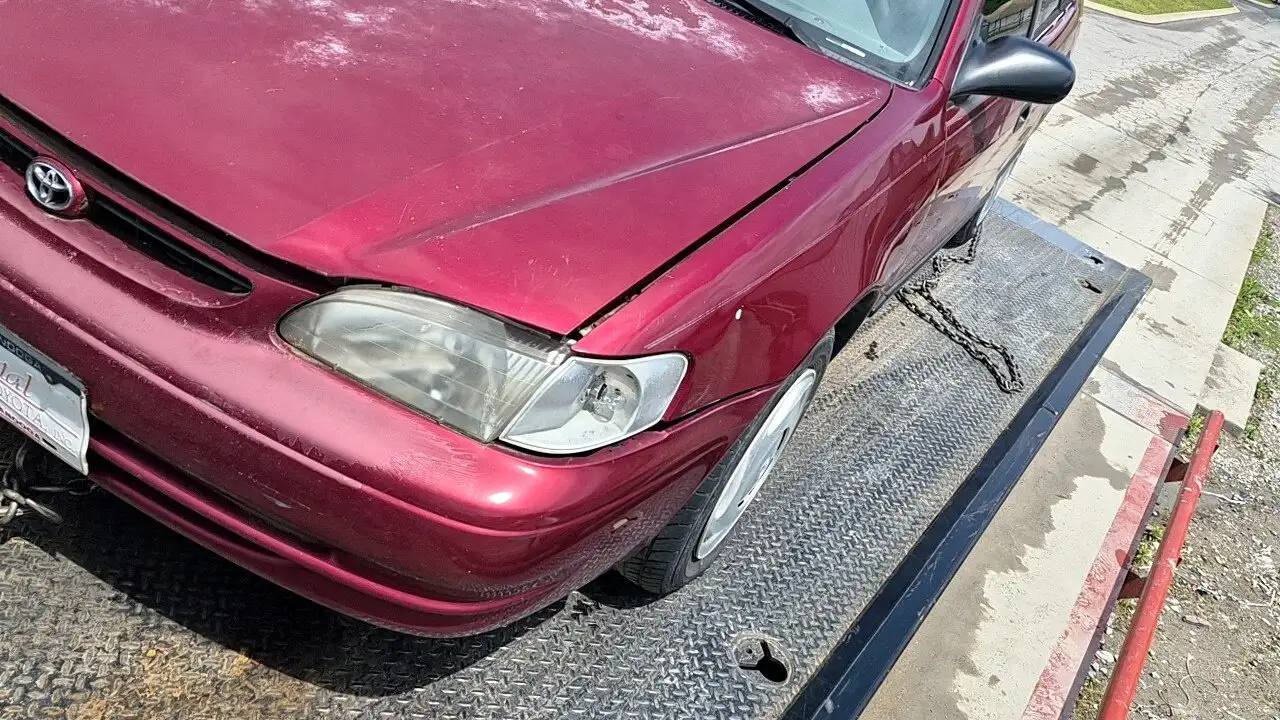 Photo of 2000 Toyota Corolla