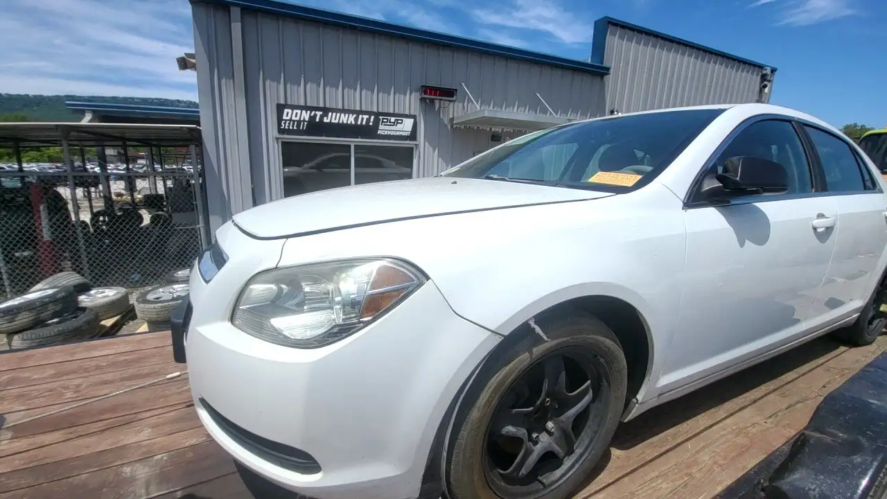Photo of 2011 Chevrolet Malibu