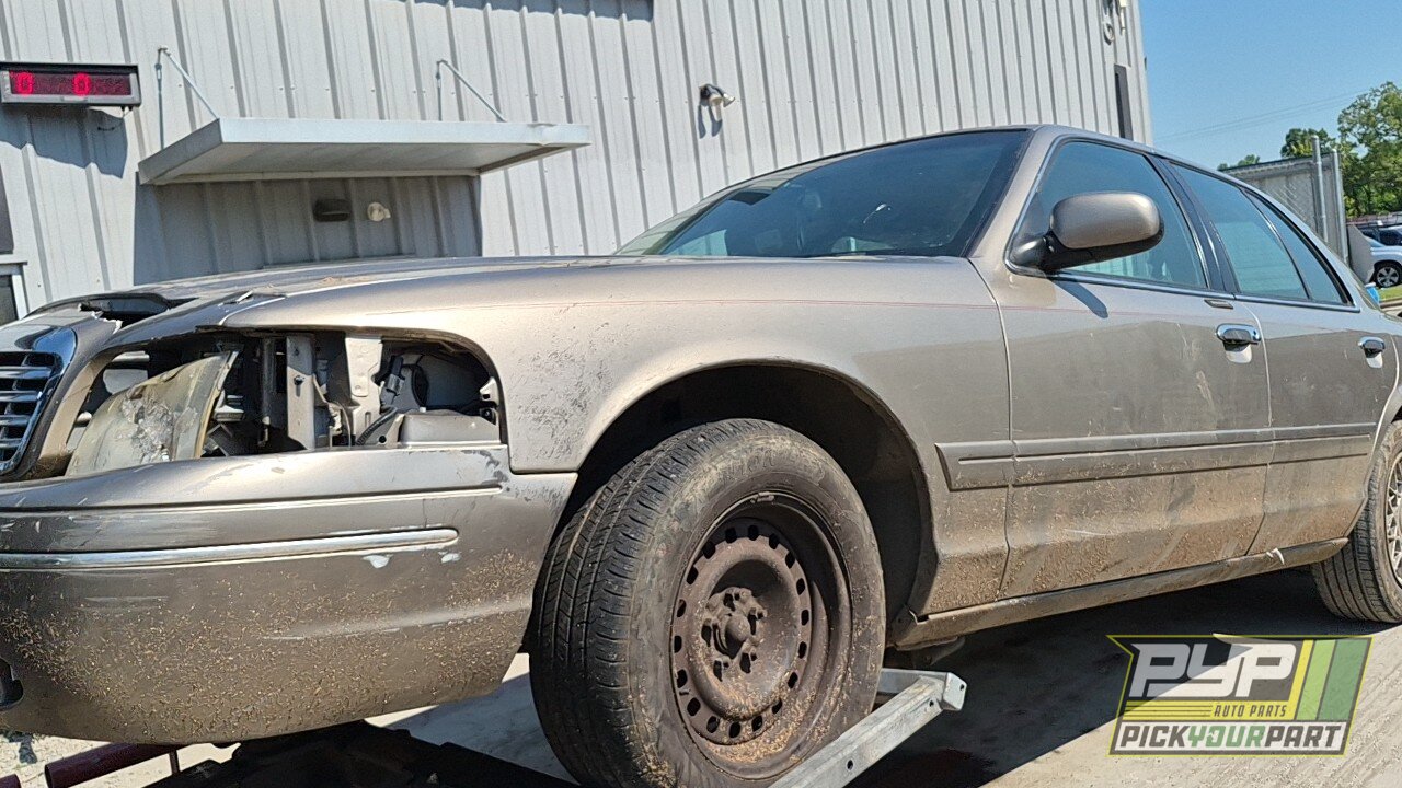Photo of 2001 Ford Crown Victoria