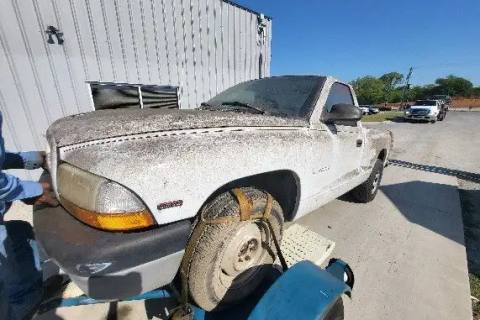 Photo of 1999 Dodge Dakota