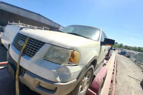 Photo of 2003 Ford Expedition