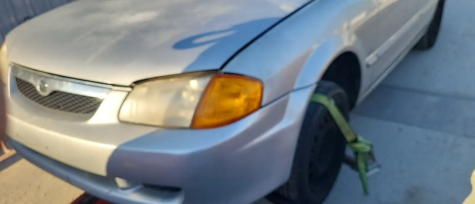 Photo of 1999 Mazda Protege