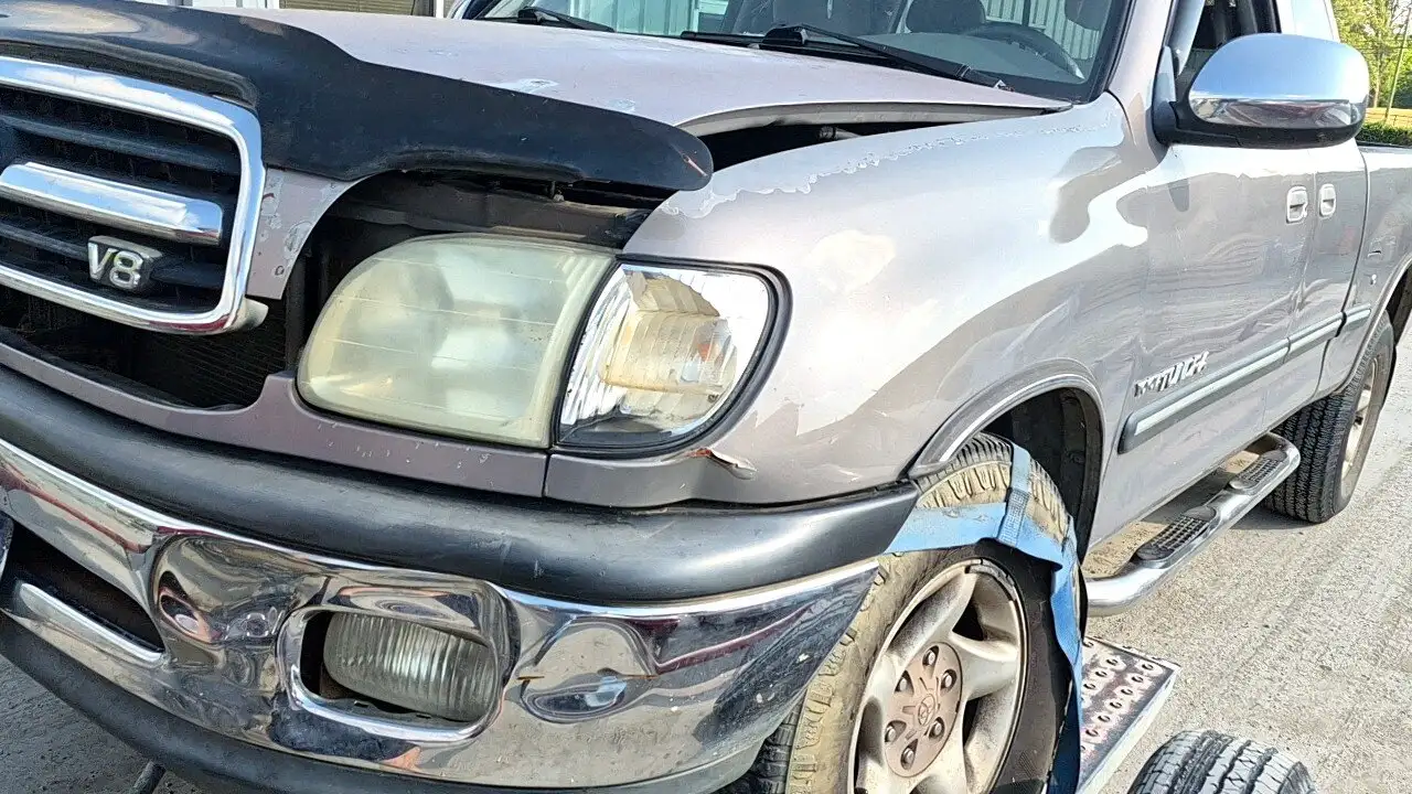 Photo of 2000 Toyota Tundra