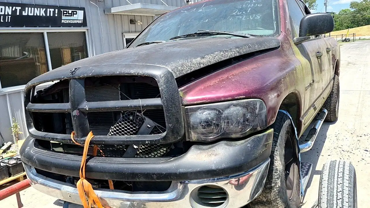 Photo of 2002 Dodge Ram 1500