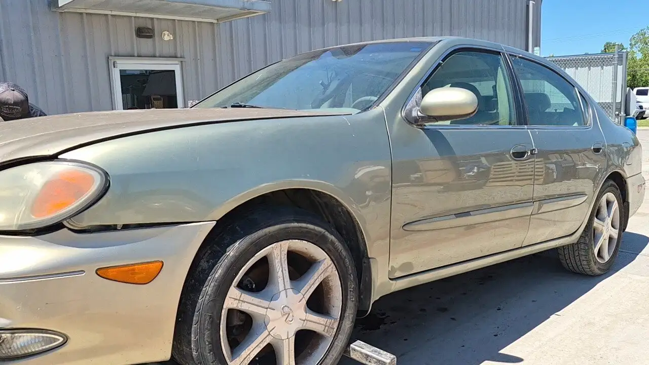 Photo of 2002 Infiniti I35