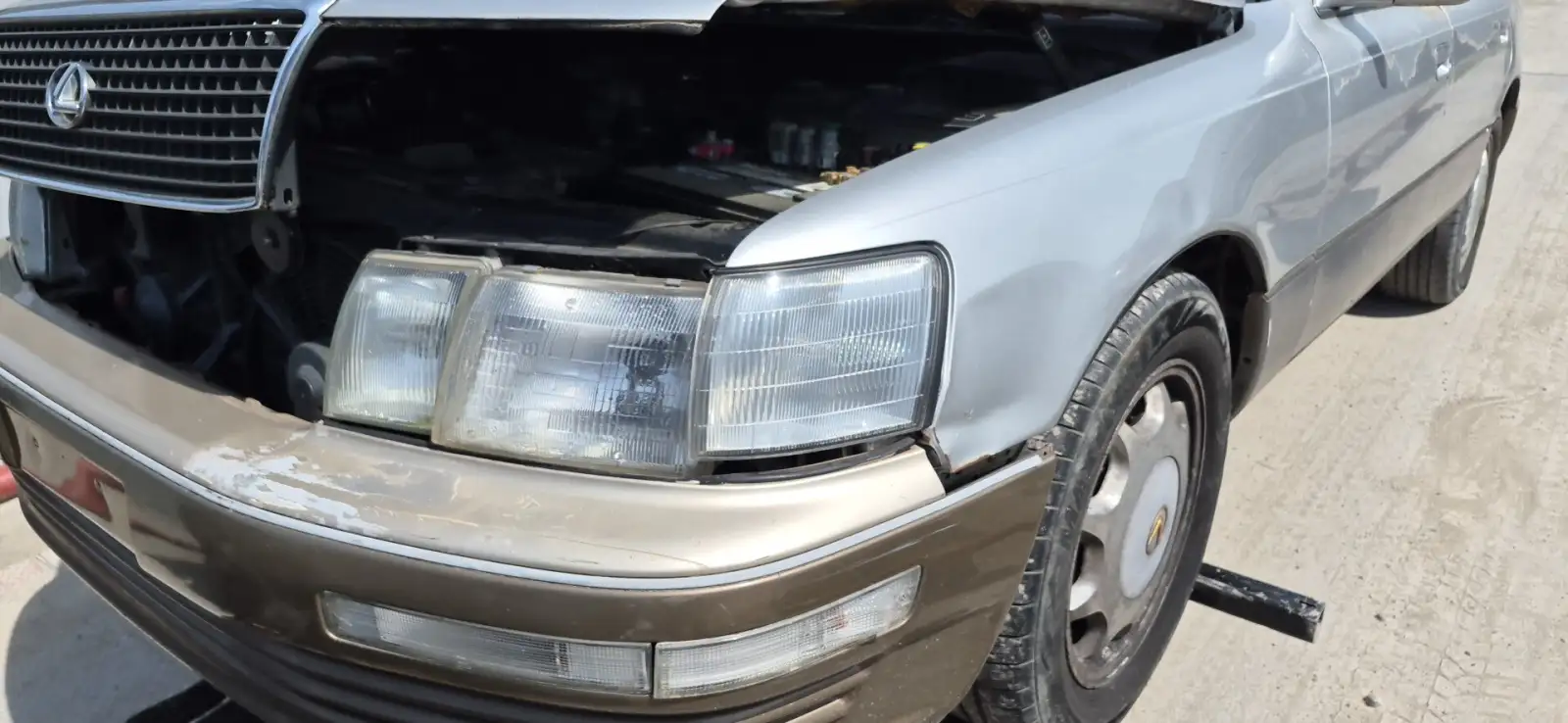 Photo of 1992 Lexus Ls400