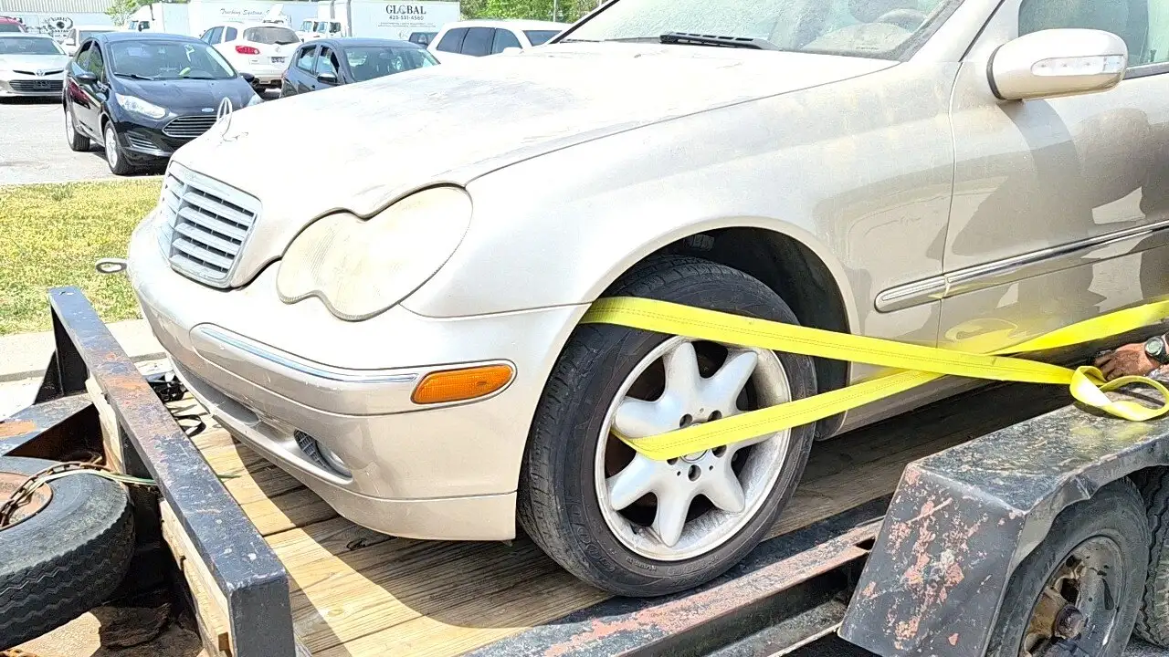 Photo of 2004 Mercedes-Benz C320