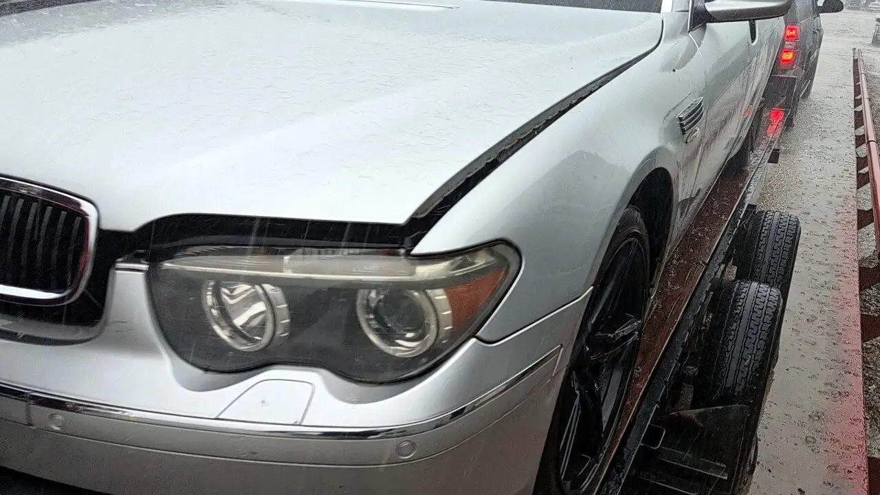 Photo of 2004 Bmw 745Li