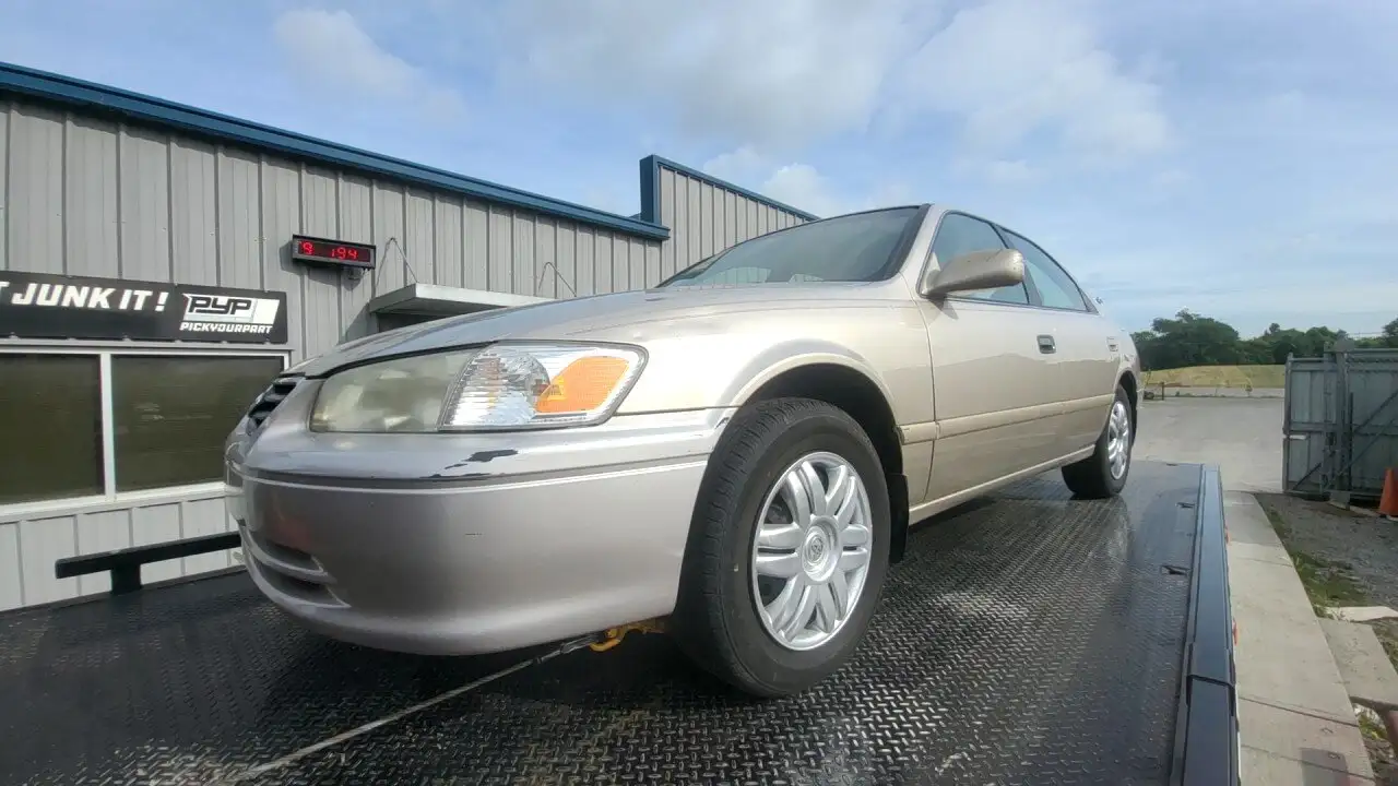 Photo of 2000 Toyota Camry