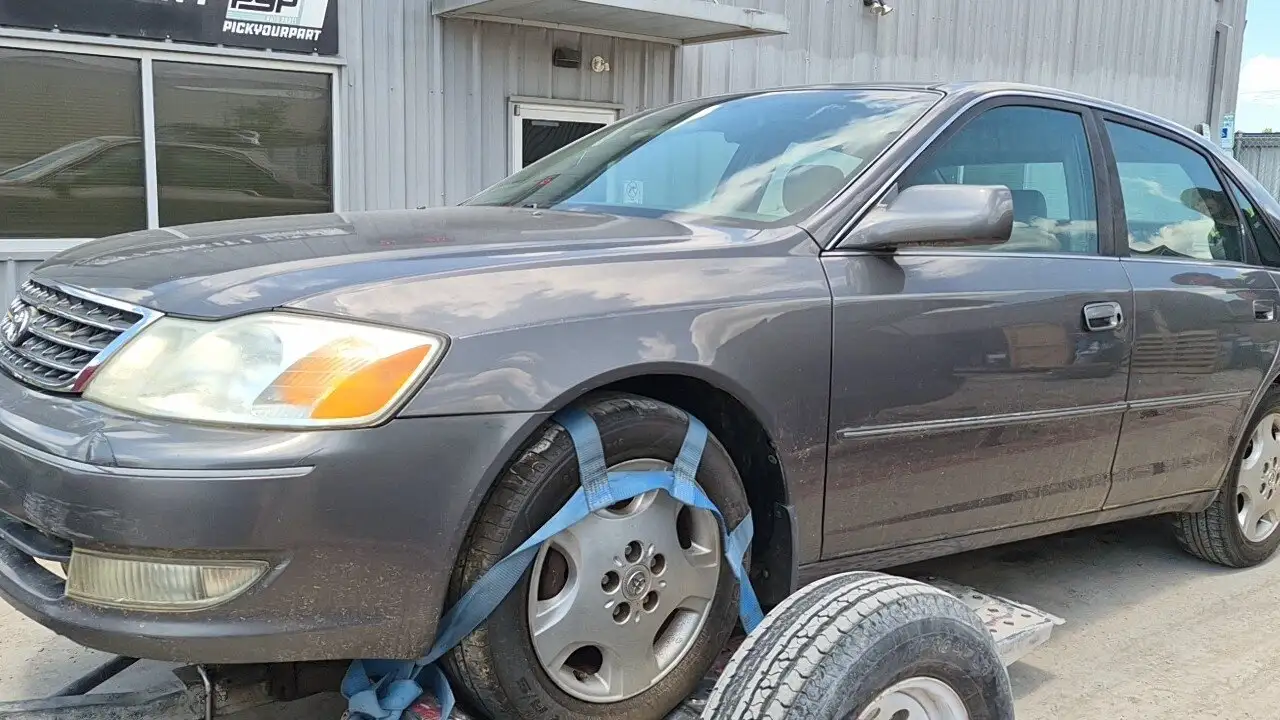 Photo of 2003 Toyota Avalon