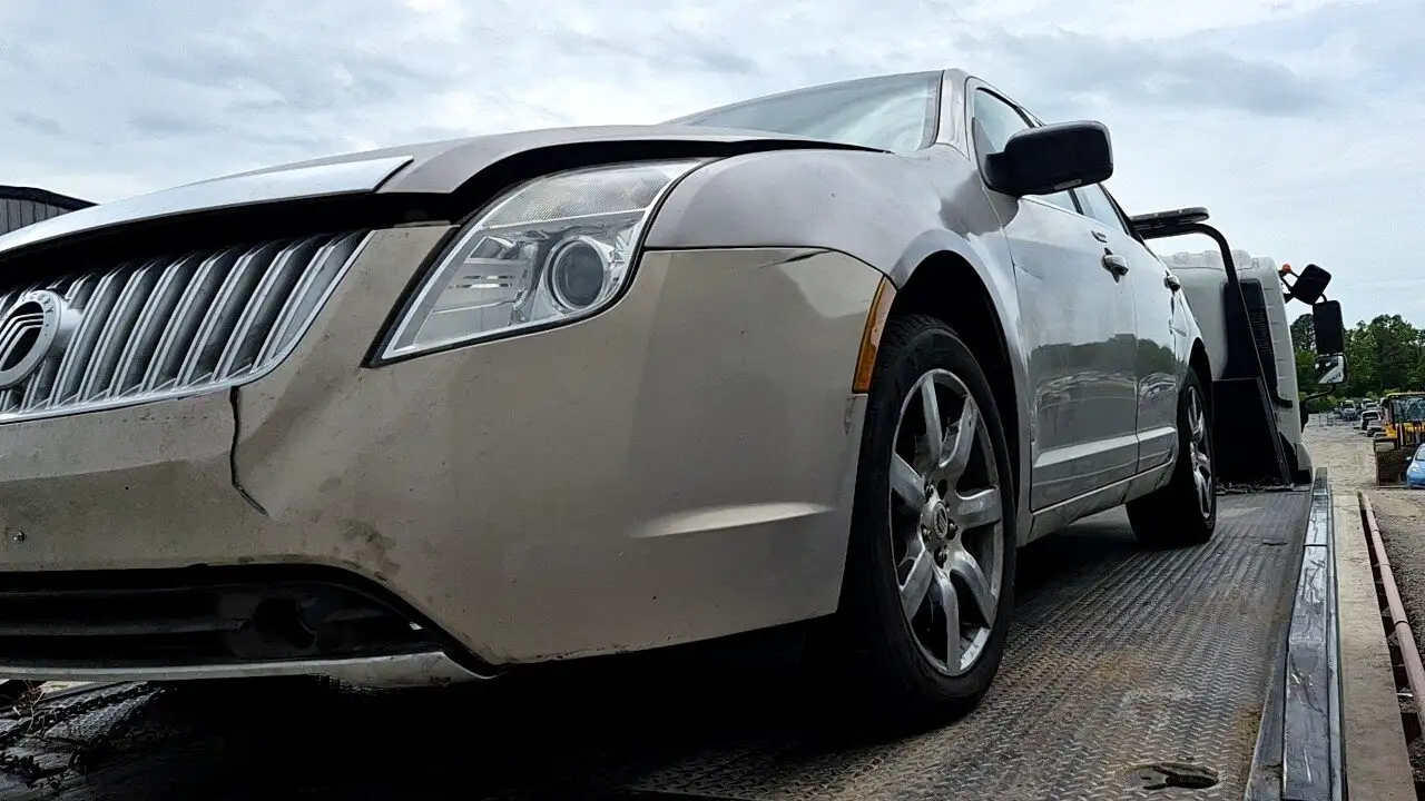 Photo of 2010 Mercury Milan