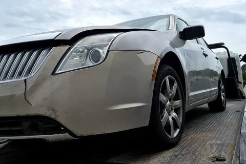 Photo of 2010 Mercury Milan